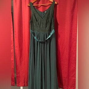 Dark Green Lace Sleeveless Maxi Dress 3XL